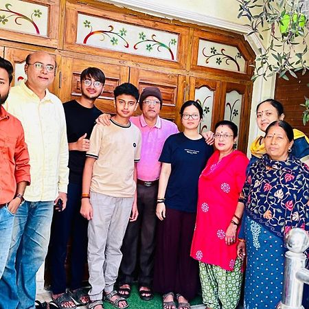 Chandan Homestay Allāhābād Junction Eksteriør billede